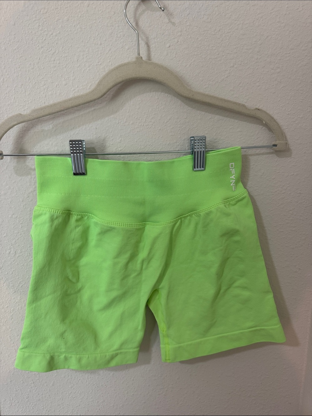 DFYNE Dynamic Shorts | 4.5" - Picture 2 of 4